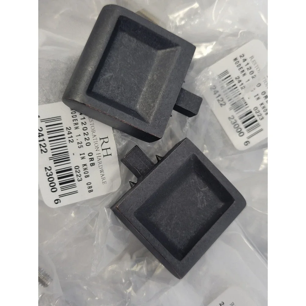 Lot of‎ 32 Restoration Hardware Brand New Modern Knobs In Bronze 1 1/4 